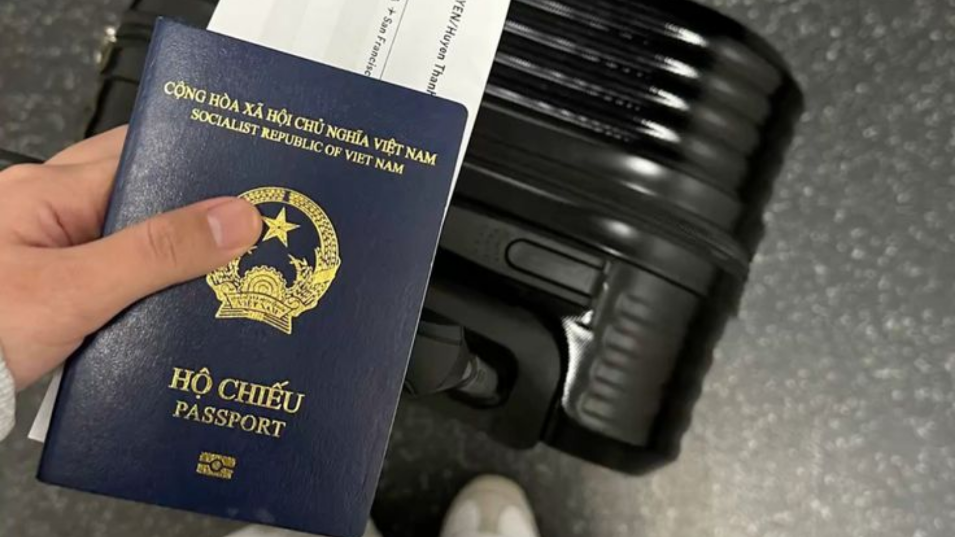 Những Điều Cần Biết Về Hộ Chiếu Việt Nam